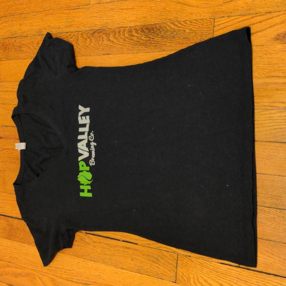 Size Medium Women's graphic T-shirt